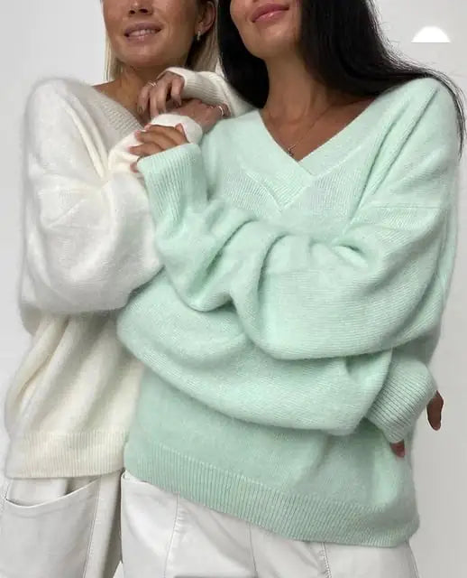 Women’s Loose Sweater – Perfect Transitional Layering