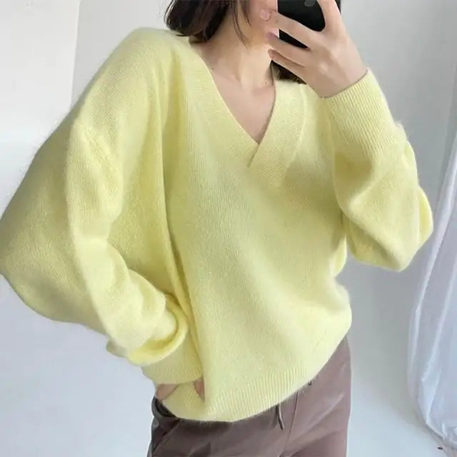 Women’s Loose Sweater – Perfect Transitional Layering